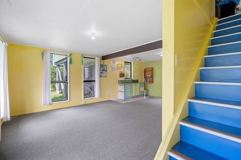 Photo of property in 22 Whangaimoana Beach Road, Whangaimoana, Featherston, 5772