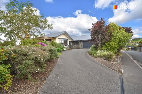 Photo of property in 18 Sunninghurst Drive, Fairfield, Dunedin, 9018