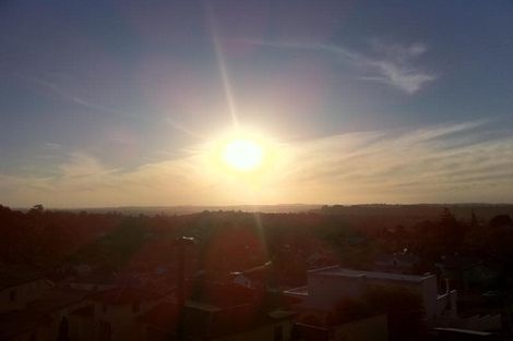 Photo of property in 3/5 Monte Cassino Place, Birkdale, Auckland, 0626