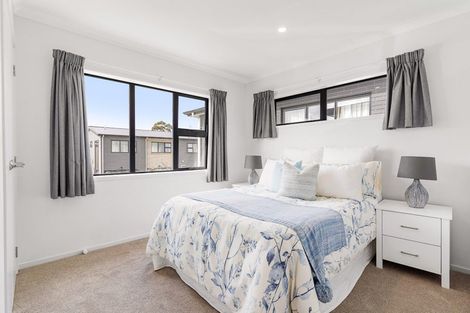 Photo of property in 11 Haroto Street, Manukau, Auckland, 2104