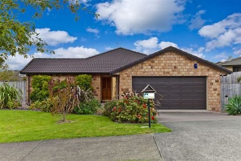 Photo of property in 35 Sapperton Drive, Henderson, Auckland, 0612