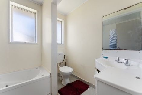 Photo of property in 27 Heather Street, Levin, 5510