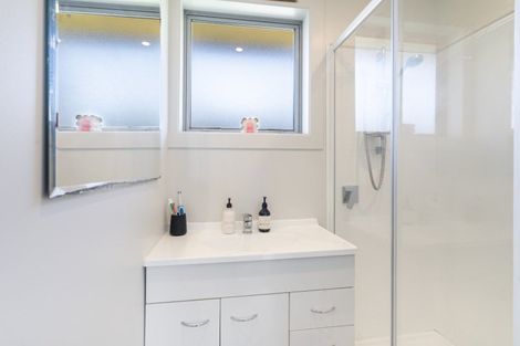 Photo of property in 12 Great North Road, Winton, 9720