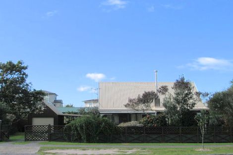 Photo of property in 11 Topaz Drive, Papamoa Beach, Papamoa, 3118