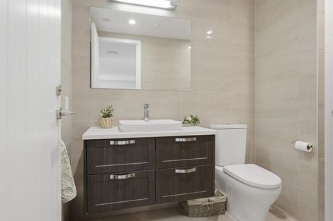 Photo of property in 101 Panorama Heights, Orewa, 0931