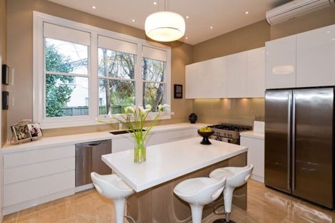 Photo of property in 18 Daresbury Lane, Fendalton, Christchurch, 8014