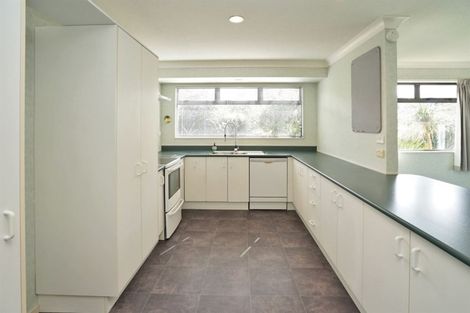 Photo of property in 16 Bouverie Crescent, Flagstaff, Hamilton, 3210