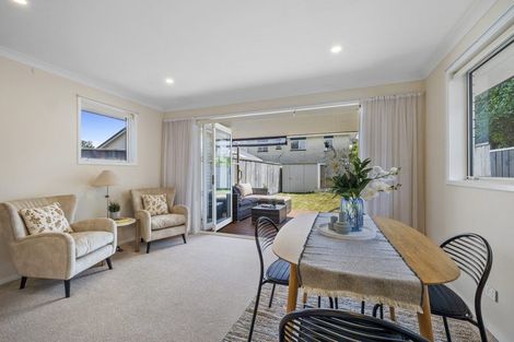 Photo of property in 48 Wallace Place, Westown, New Plymouth, 4310