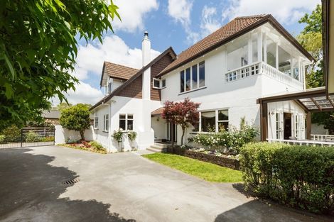 Photo of property in 412 Ruahine Street, Terrace End, Palmerston North, 4410