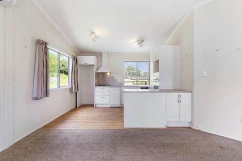Photo of property in 12 Ranch Avenue, Beach Haven, Auckland, 0626