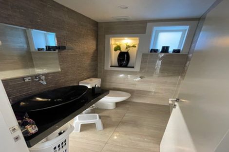 Photo of property in 44 Hawker Street, Mount Victoria, Wellington, 6011