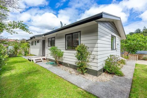 Photo of property in 25 Postgate Drive, Whitby, Porirua, 5024