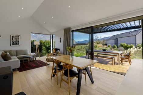 Photo of property in 7 Kotuku Lane, Jacks Point, Queenstown, 9371
