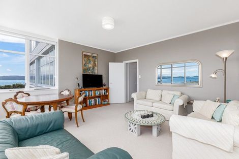 Photo of property in Rona House, 33 Rimu Street, Eastbourne, Lower Hutt, 5013