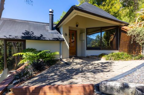 Photo of property in 606 Moetapu Bay Road, Moetapu Bay, Picton, 7282