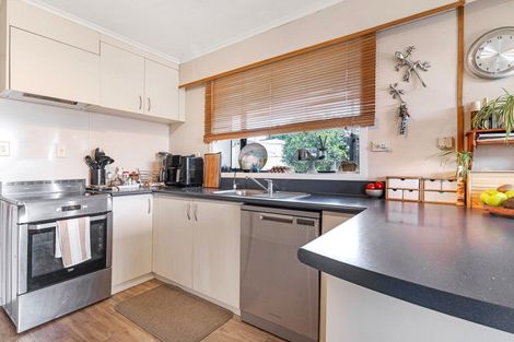 Photo of property in 1 Bata Place, Pomare, Rotorua, 3015