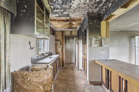 Photo of property in 160 South Road, Spotswood, New Plymouth, 4310