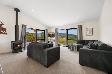 Photo of property in 45 Stella Way, Waikerikeri, Alexandra, 9391