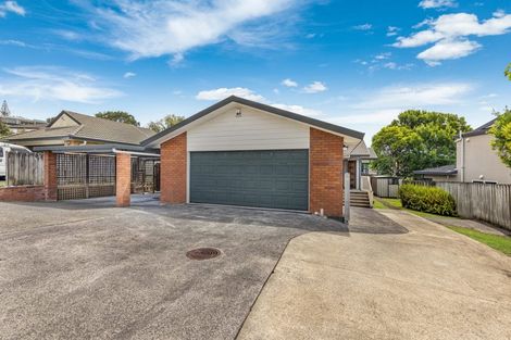 Photo of property in 8 Millstream Drive, Henderson, Auckland, 0610