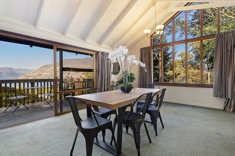 Photo of property in 44 Arawata Terrace, Sunshine Bay, Queenstown, 9300