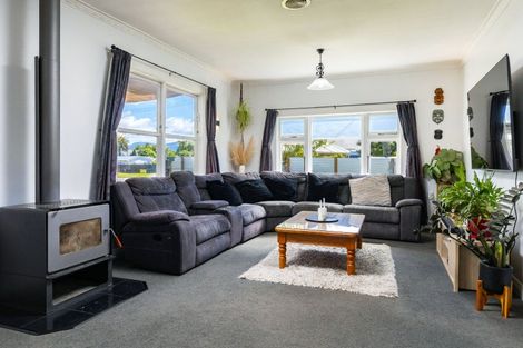 Photo of property in 3 Lucas Street, Riversdale, Blenheim, 7201