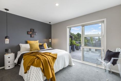 Photo of property in 681 East Coast Road, Browns Bay, Auckland, 0630