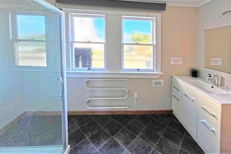 Photo of property in 218 Frankley Road, Frankleigh Park, New Plymouth, 4310