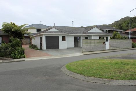Photo of property in 55 Satara Crescent, Khandallah, Wellington, 6035