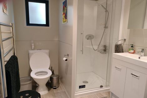 Photo of property in 26 Mackinnon Terrace, Sunshine Bay, Queenstown, 9300