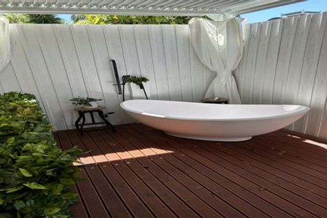 Photo of property in 4/52 Taharoto Road, Takapuna, Auckland, 0622