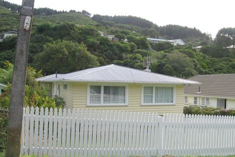 Photo of property in 58 Chester Road, Tawa, Wellington, 5028
