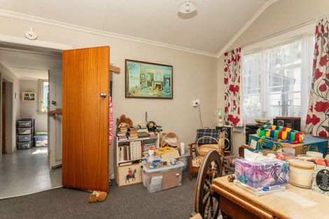 Photo of property in 18 Mccallum Street, Dannevirke, 4930