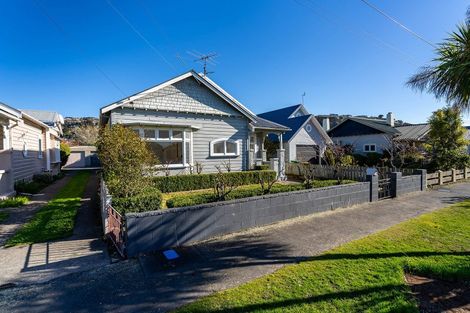 Photo of property in 14 Pretoria Avenue, Saint Clair, Dunedin, 9012