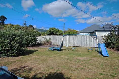 Photo of property in 78 Stokes Valley Road, Stokes Valley, Lower Hutt, 5019