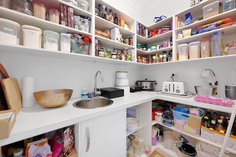 Photo of property in 15 Bramber Street, Flagstaff, Hamilton, 3210