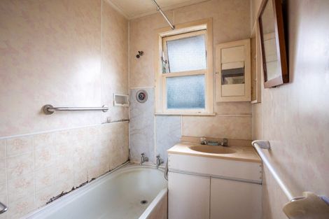 Photo of property in 70c Ngamotu Road, Spotswood, New Plymouth, 4310