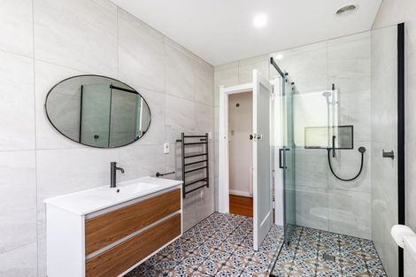 Photo of property in 50 Khandallah Road, Ngaio, Wellington, 6035