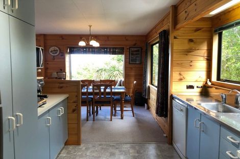 Photo of property in 16 Kamahi Terrace, Omori, Turangi, 3381