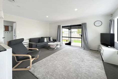 Photo of property in 48b Benmore Avenue, Cloverlea, Palmerston North, 4412