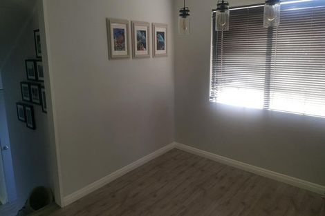 Photo of property in 109 Tirimoana Road, Te Atatu South, Auckland, 0602