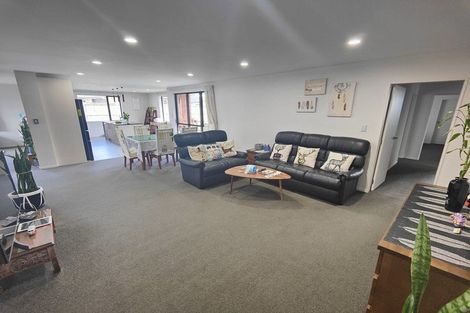 Photo of property in 6 Sutherland Court, Flagstaff, Hamilton, 3210