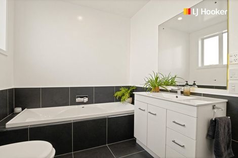 Photo of property in 9 Crest Street, Tainui, Dunedin, 9013