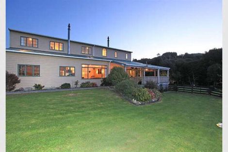 Photo of property in 222 Valley Road, Paraparaumu, 5032