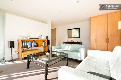 Photo of property in Sanctum Apartment, 10 Ebor Street, Te Aro, Wellington, 6011