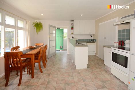 Photo of property in 24 Roseness Street, Palmerston, 9430