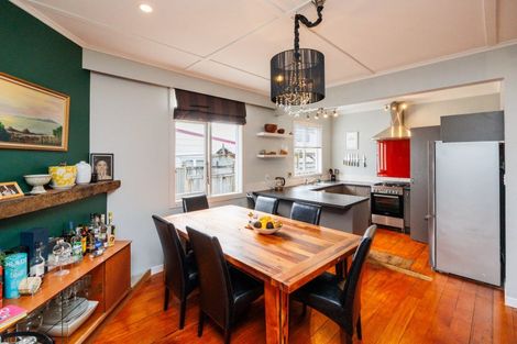 Photo of property in 33 Fitzroy Street, Terrace End, Palmerston North, 4410