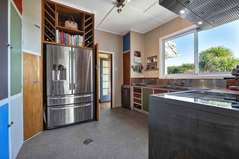 Photo of property in 7091 South Road, Warea, New Plymouth, 4381