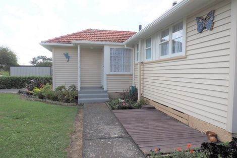 Photo of property in 77 Stout Street, Shannon, 4821