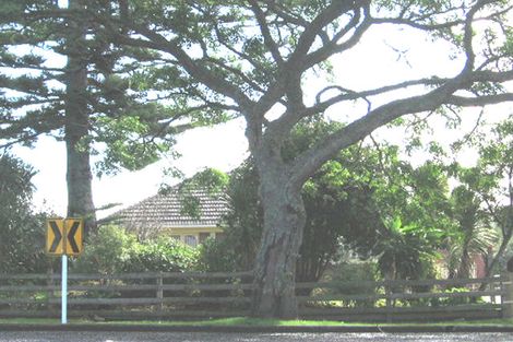 Photo of property in 27 Metcalfe Road, Ranui, Auckland, 0612