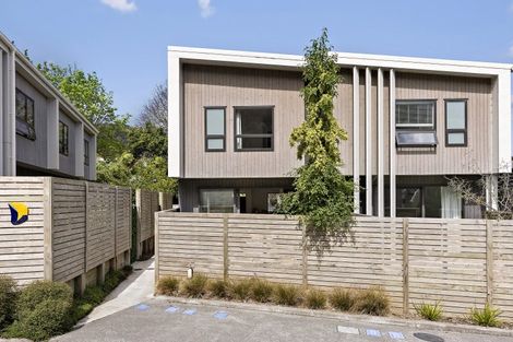 Photo of property in 6b Ferry Road, Days Bay, Lower Hutt, 5013